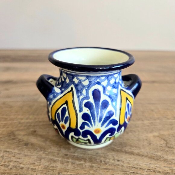 Small vintage hand painted Mexican terracotta/ceramic Talavera bud vase. - Picture 4 of 7